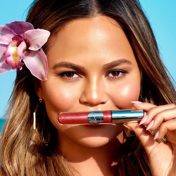 BECCA Glow Gloss Lipgloss - Picture 15 of 16